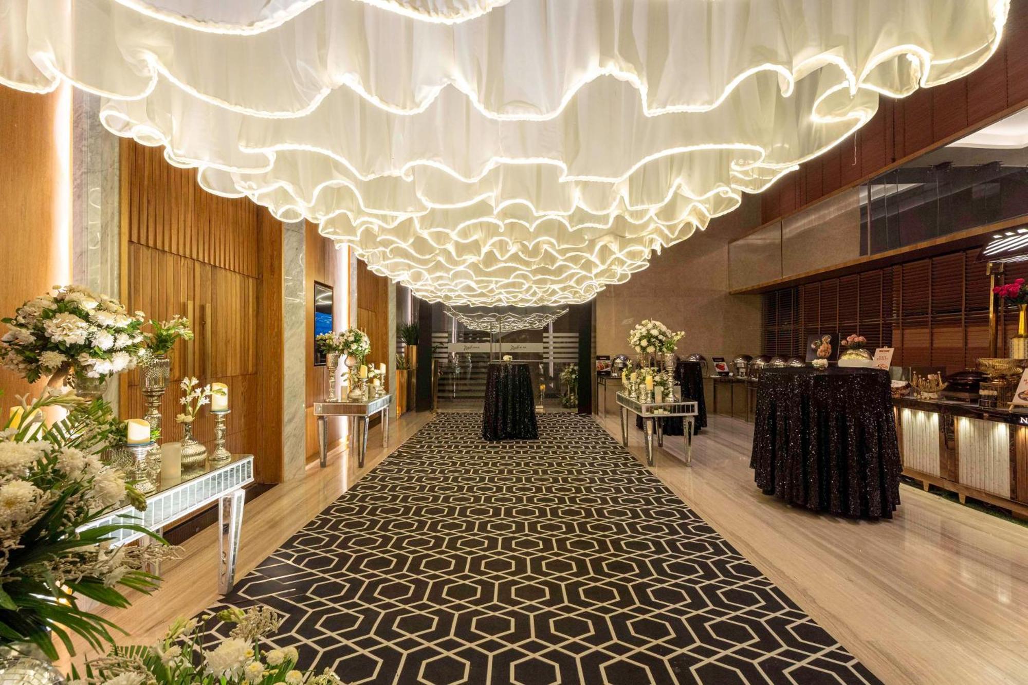 Radisson Gurugram Udyog Vihar 5* Gurgaon