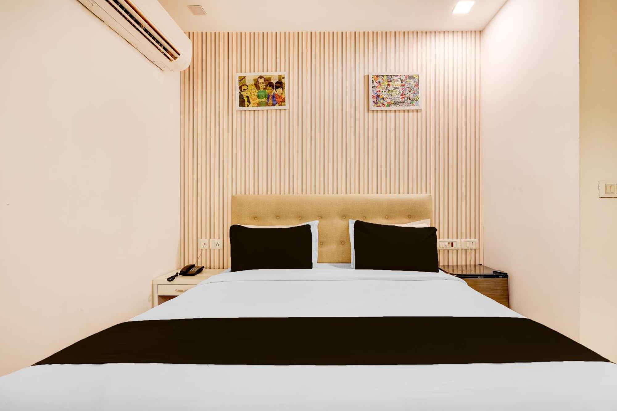 Townhouse T Block Sector 24 4* Gurgaon