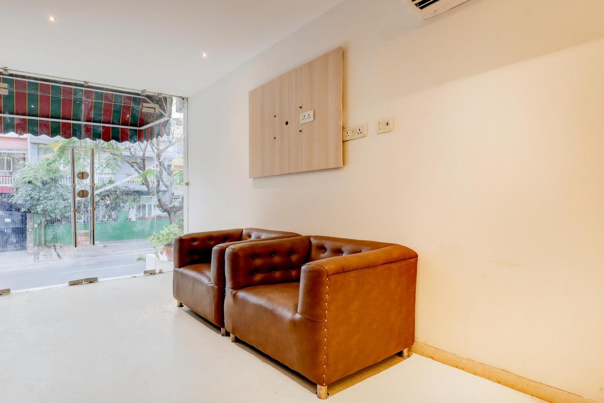 Hotel Townhouse T Block Sector 24 Gurgaon