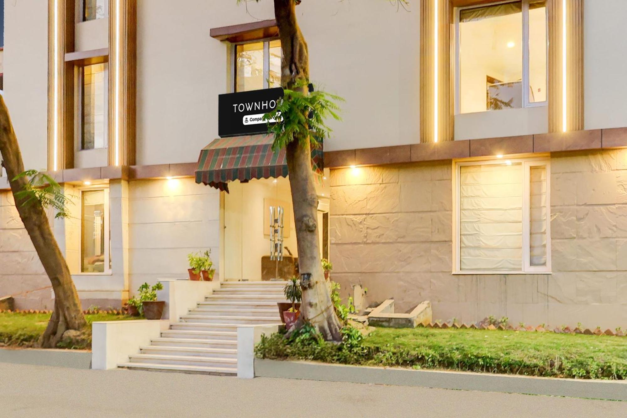 Townhouse T Block Sector 24 Gurgaon