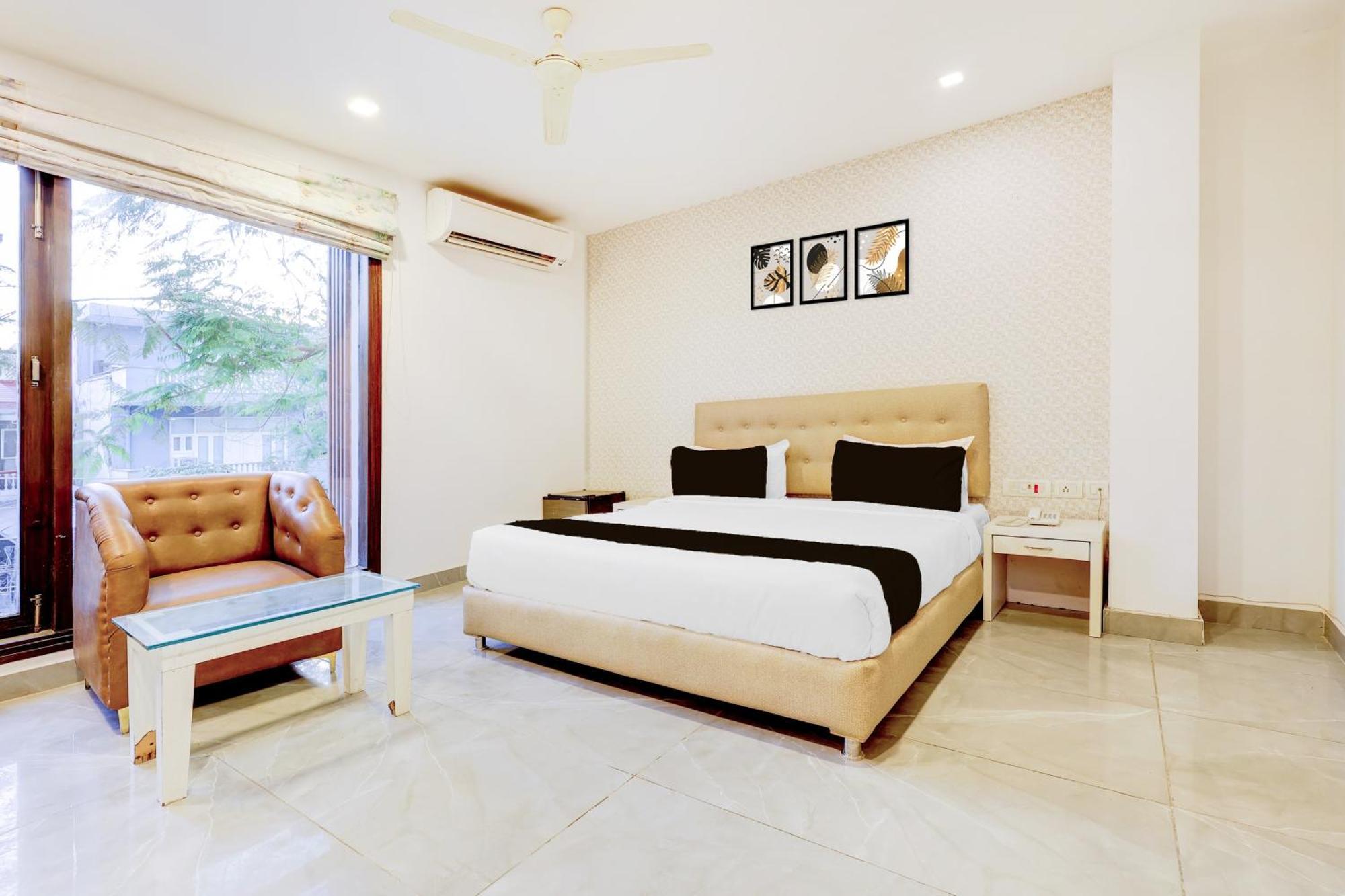 Hotel Townhouse T Block Sector 24 Gurgaon