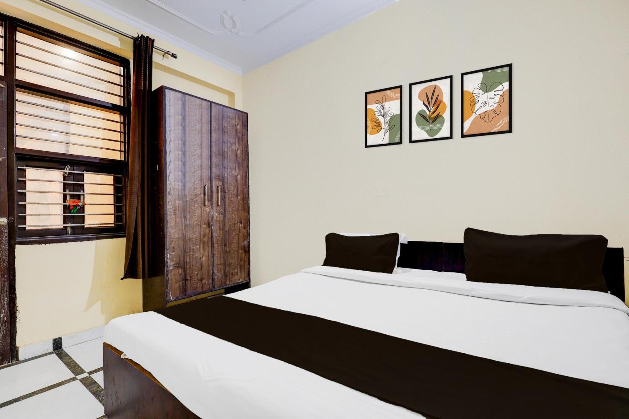 O Sparsh Hotel 3*