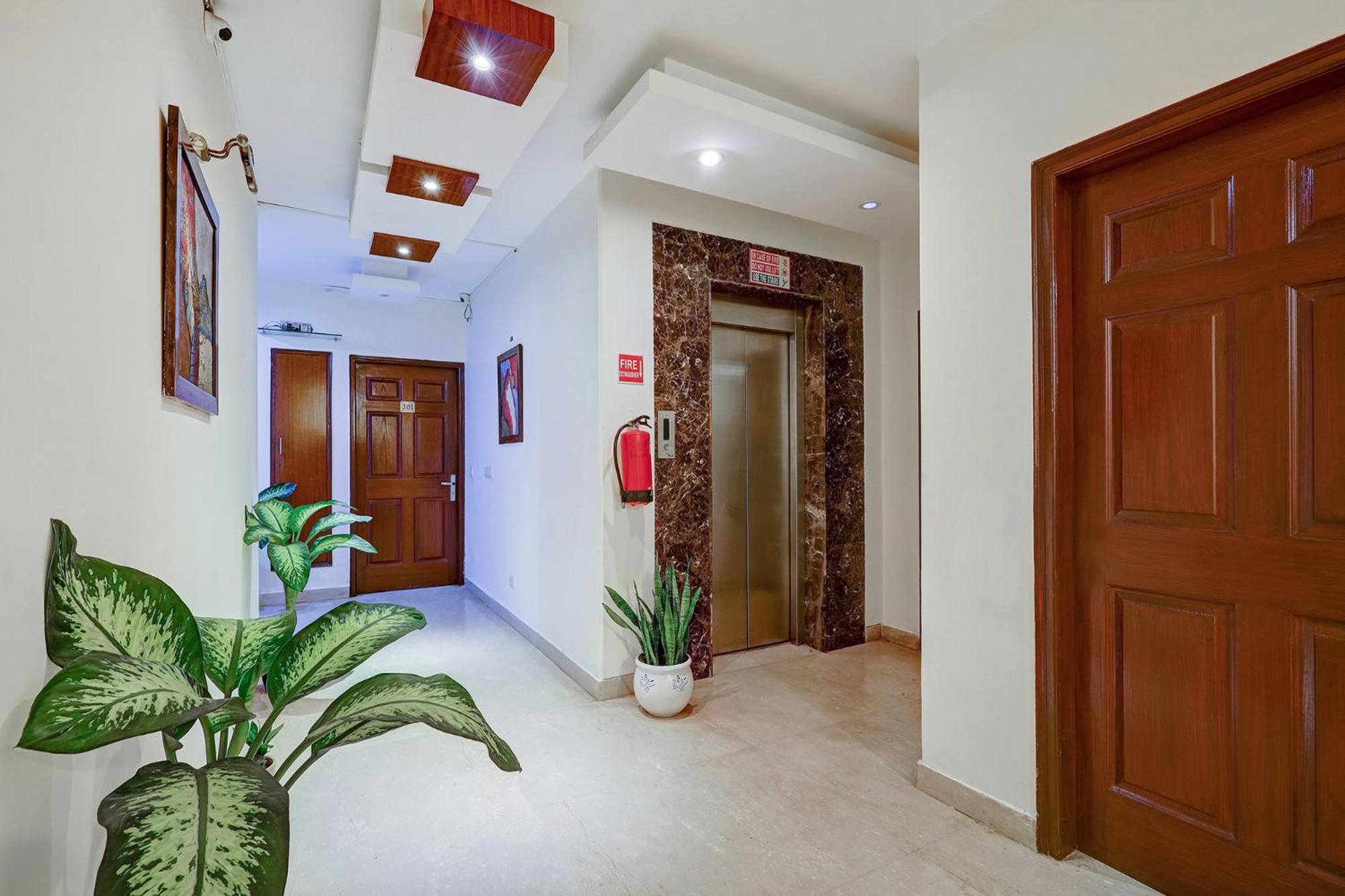 Fabhotel B Hotel 3*