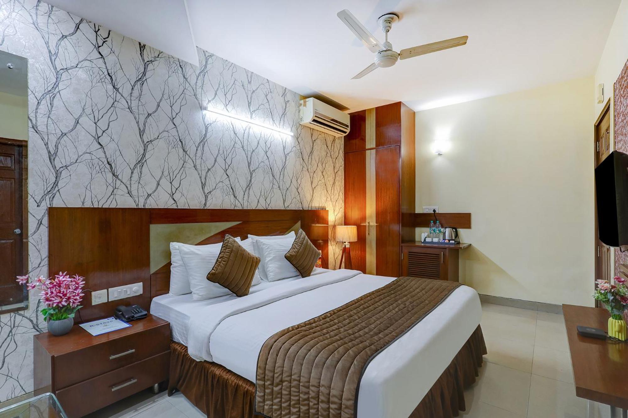 Fabhotel B Hotel