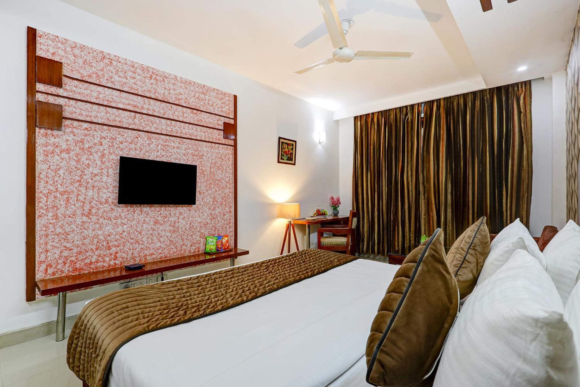 Fabhotel B Hotel