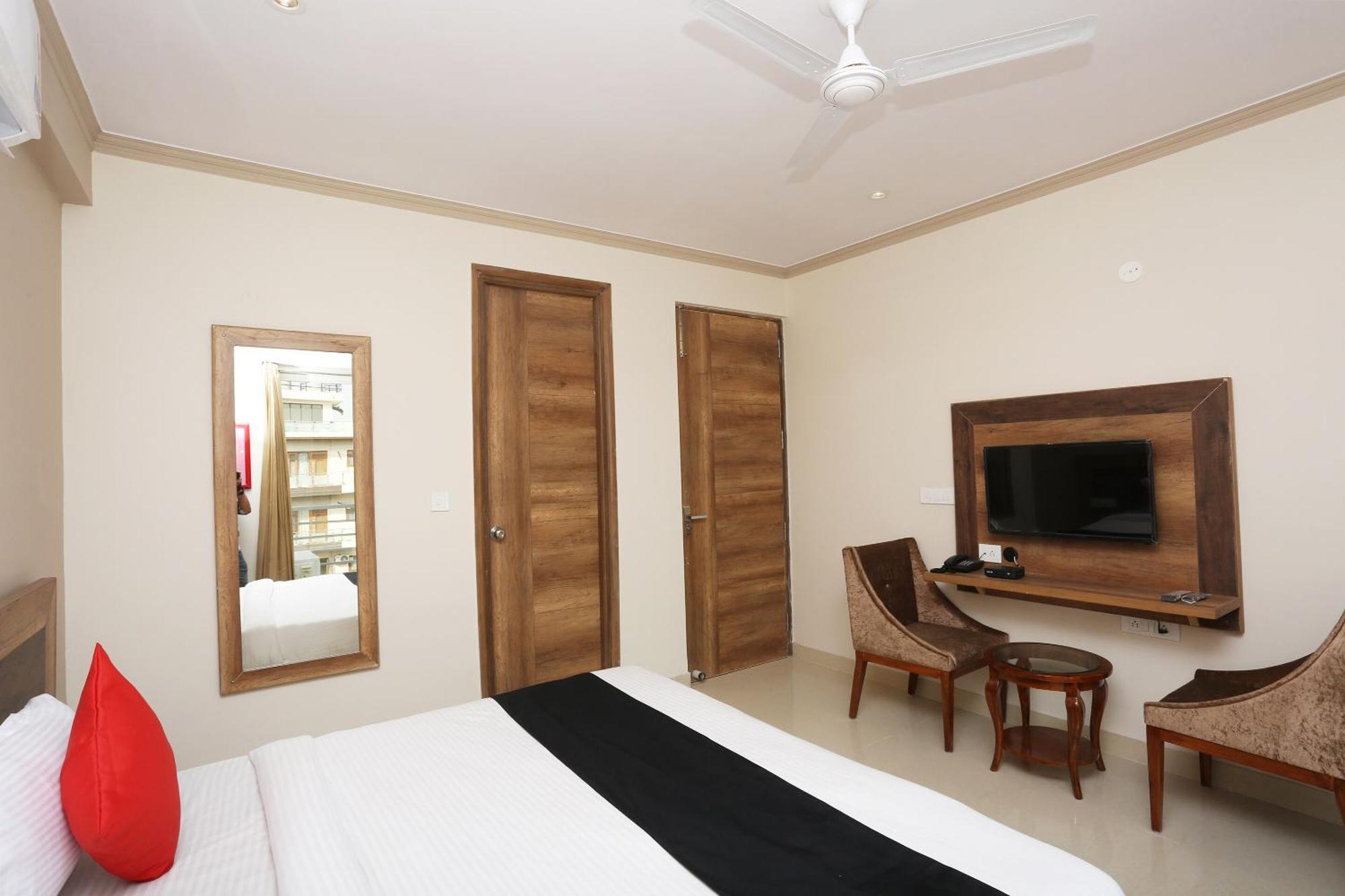 Hotel Collection O Paradise Franchisee Near Appu Ghar 3*