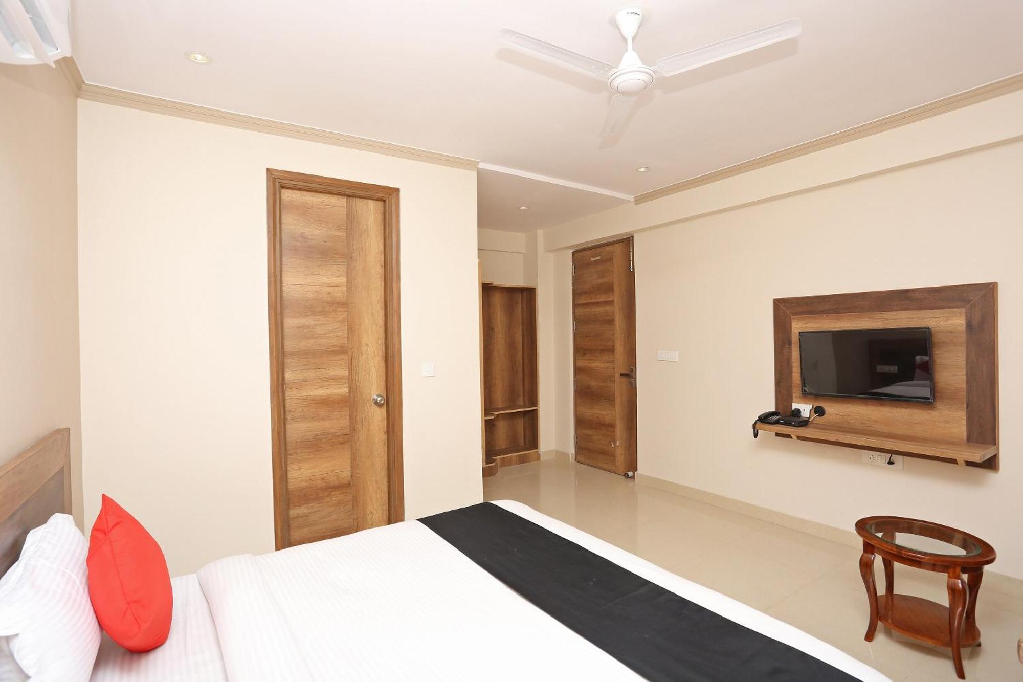 Collection O Paradise Franchisee Near Appu Ghar 3* Gurgaon