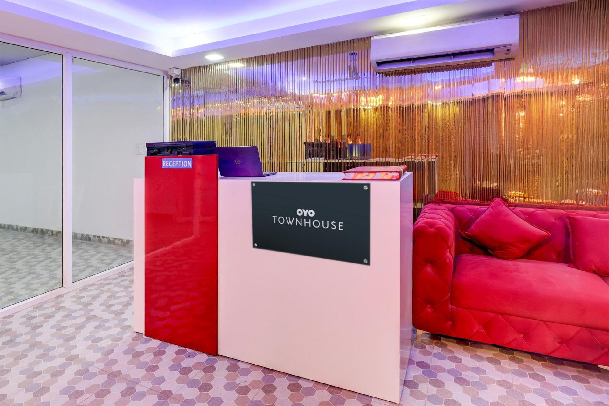 Collection O Deep Residency Gurgaon