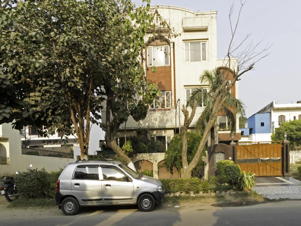 Guest house Oyo Cyber 3*
