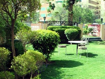 Hotel Doves 2*