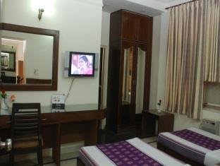 The Blooms Hotel Gurgaon