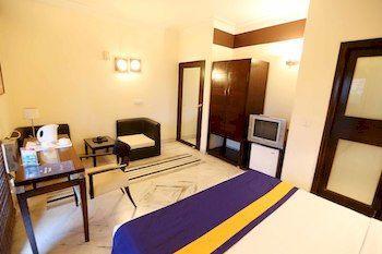 Hotel Oyo Signature Tower 3*