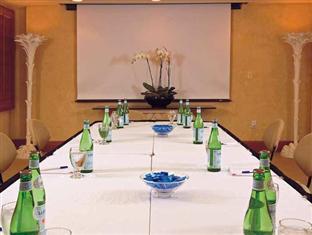 Ahuja Residency Parklane, Gurgaon