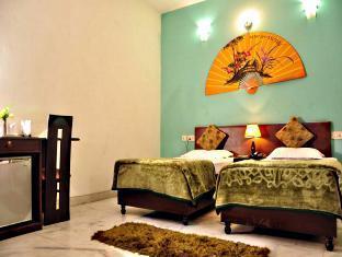 Hotel Oyo Cyber Park Ii