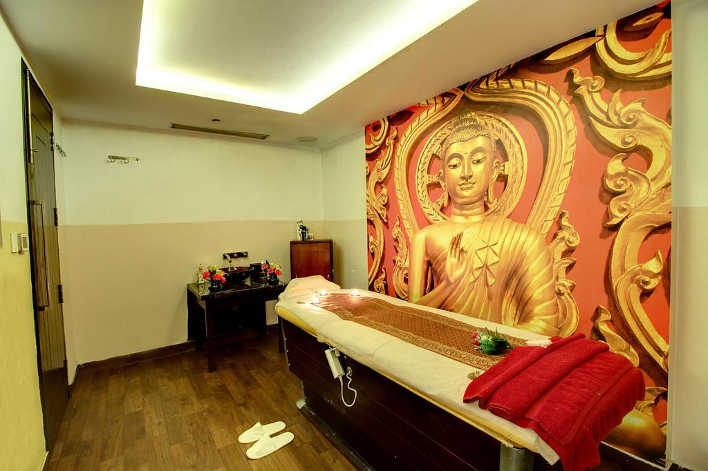 Hotel The Pllazio Gurgaon