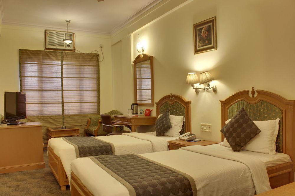 Oyo Cyber Guest house