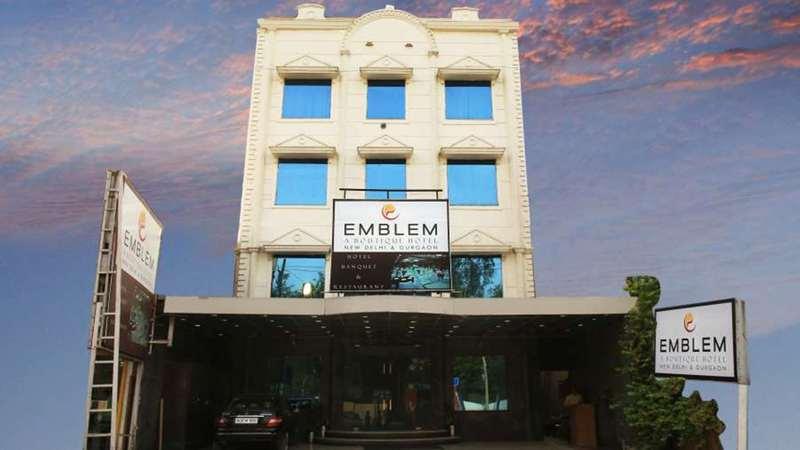Emblem Sector 14 Hotel 3*