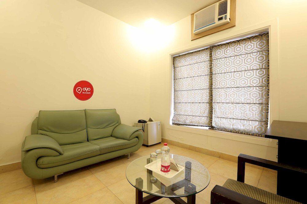 Oyo Cyber Park Ii Hotel 3*