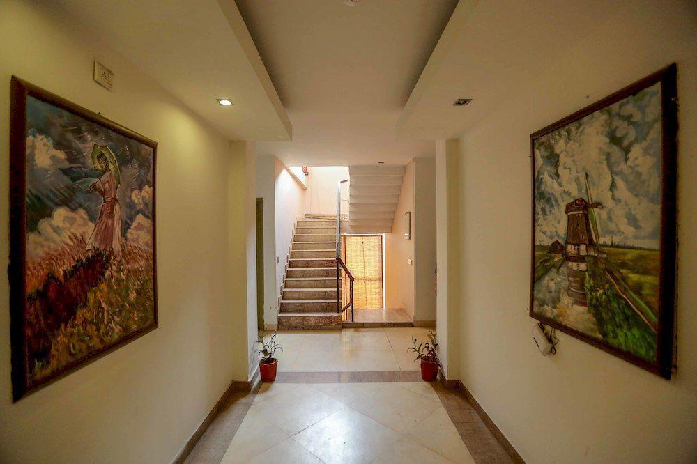Oyo Cyber Park Ii 3* Gurgaon