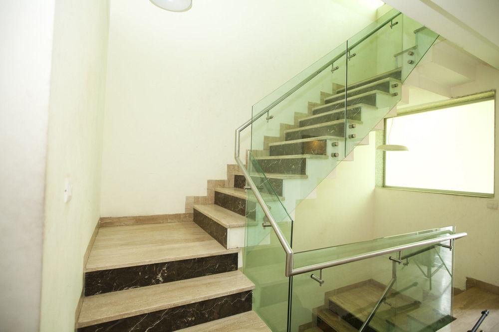 Oyo Cyber 3* Gurgaon