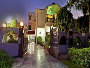 Karon Hotel 4*