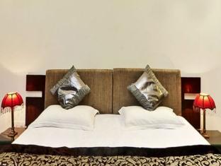 Karon Hotel Gurgaon