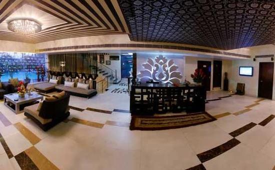 The Grand Bizzotel