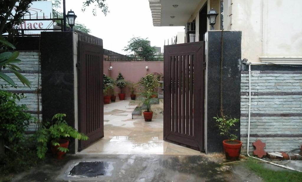 Sushant Residency * Gurgaon