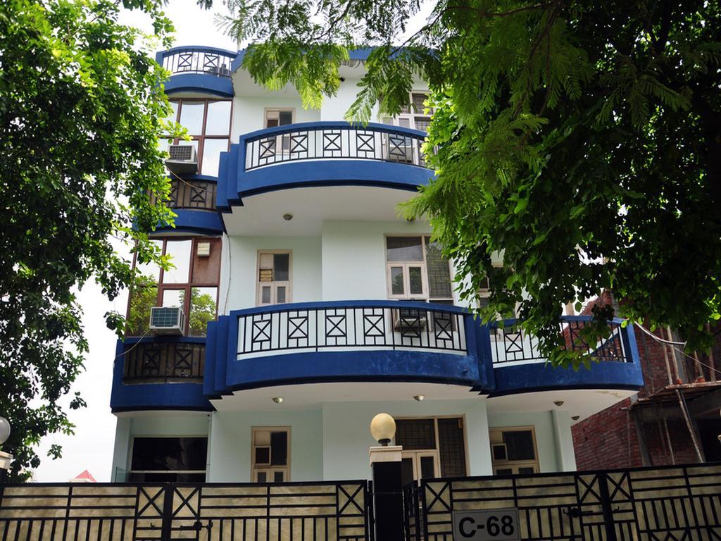 Bed & Breakfast Oyo 303 The Blooms Gurgaon