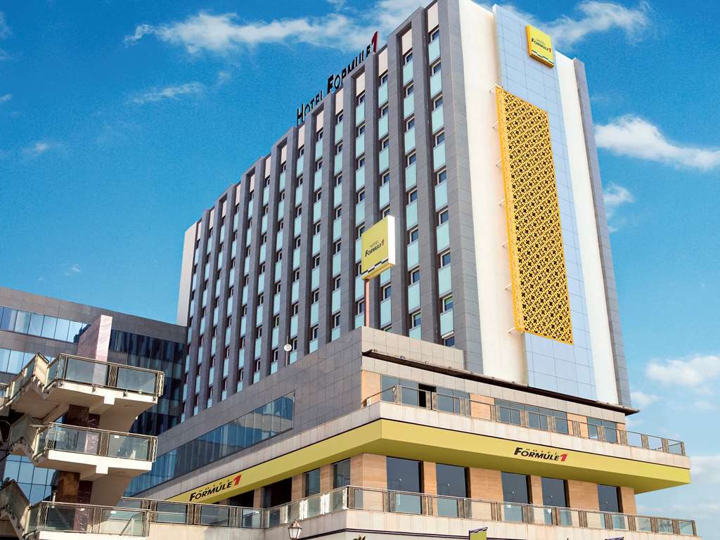 Hotel Express Gurugram Sector 50 By Ihg