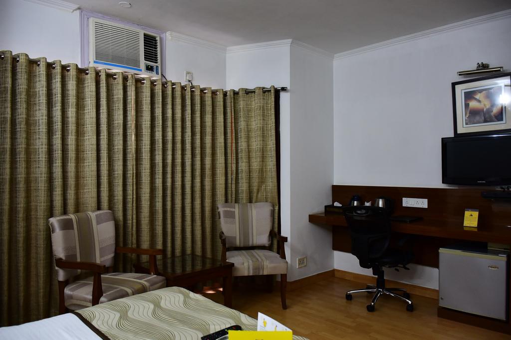 Windsor Castle Cyber Hotel Gurgaon