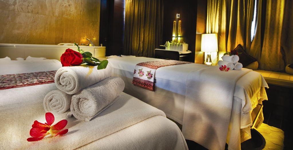 The Leela Ambience Gurugram & Residences - The Luxury Urban Sanctuary 5*