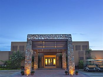 Lemon Tree Hotel, Tarudhan Valley, Manesar 4* Gurgaon