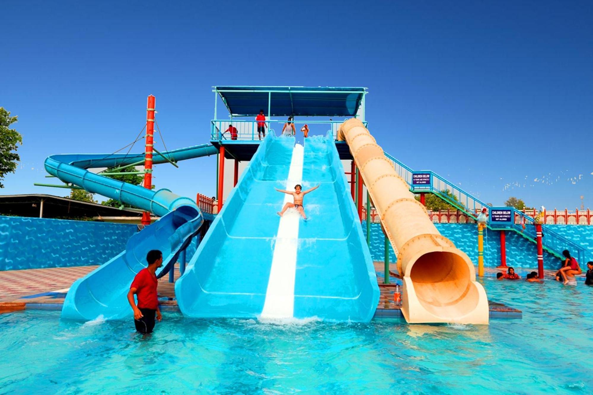 Aapno Ghar & Amusement Park Resort