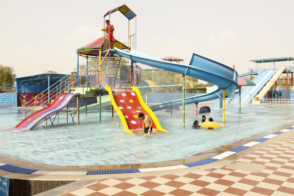 Aapno Ghar & Amusement Park 3*