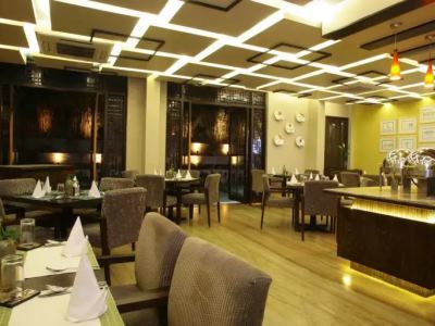 ​justa Hotel 4*