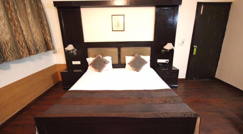 Oyo 9176 Aambson View 3*