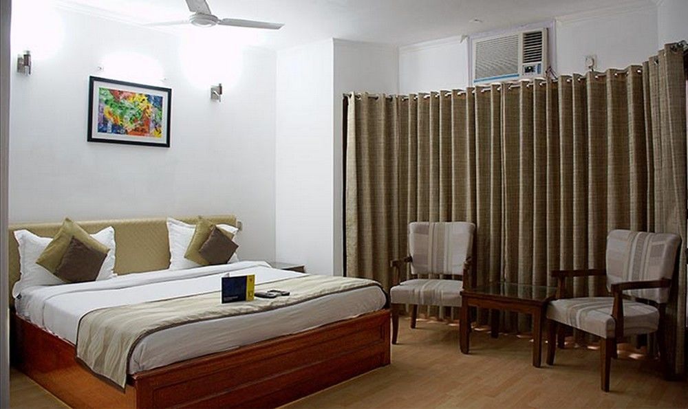 Windsor Castle Cyber Hotel 3*