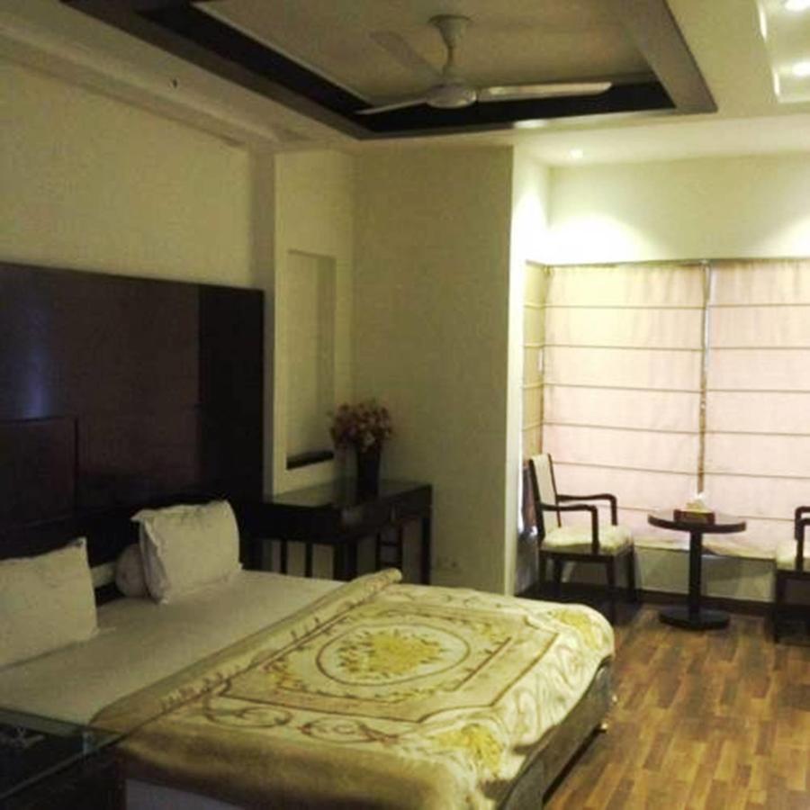 Vipul Grand 2* Gurgaon
