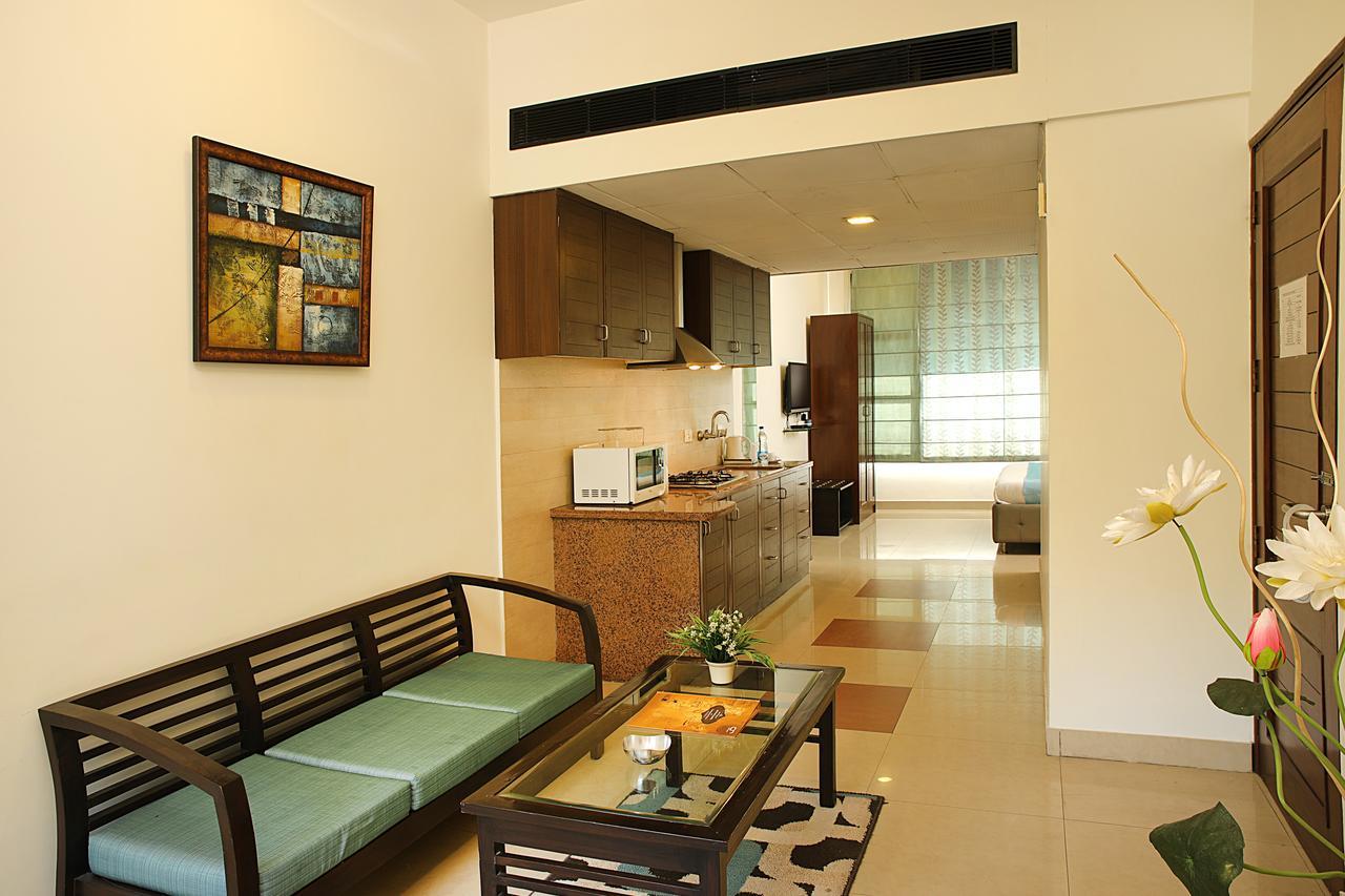 Ahuja Residency Parklane, Gurgaon