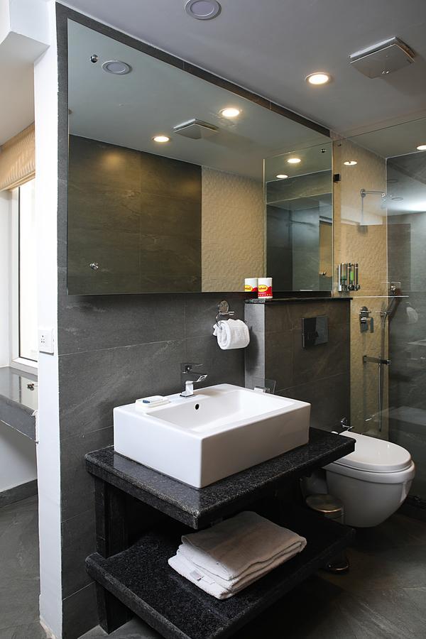 Hotel Ahuja Residency Dlf Phase 2 Gurgaon