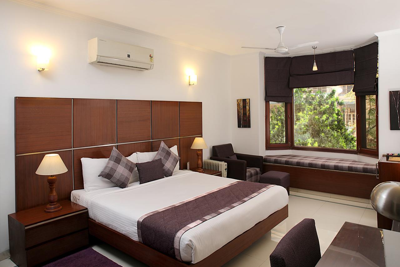 Ahuja Residency Dlf Phase 2