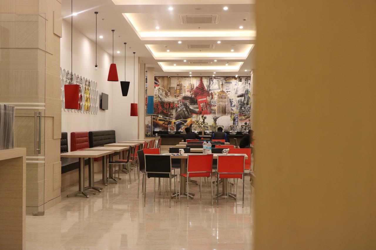 Red Fox By Lemon Tree Hotels, Sector 60, Gurugram 3*