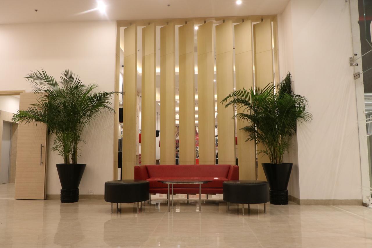 Red Fox By Lemon Tree Hotels, Sector 60, Gurugram 3* Gurgaon