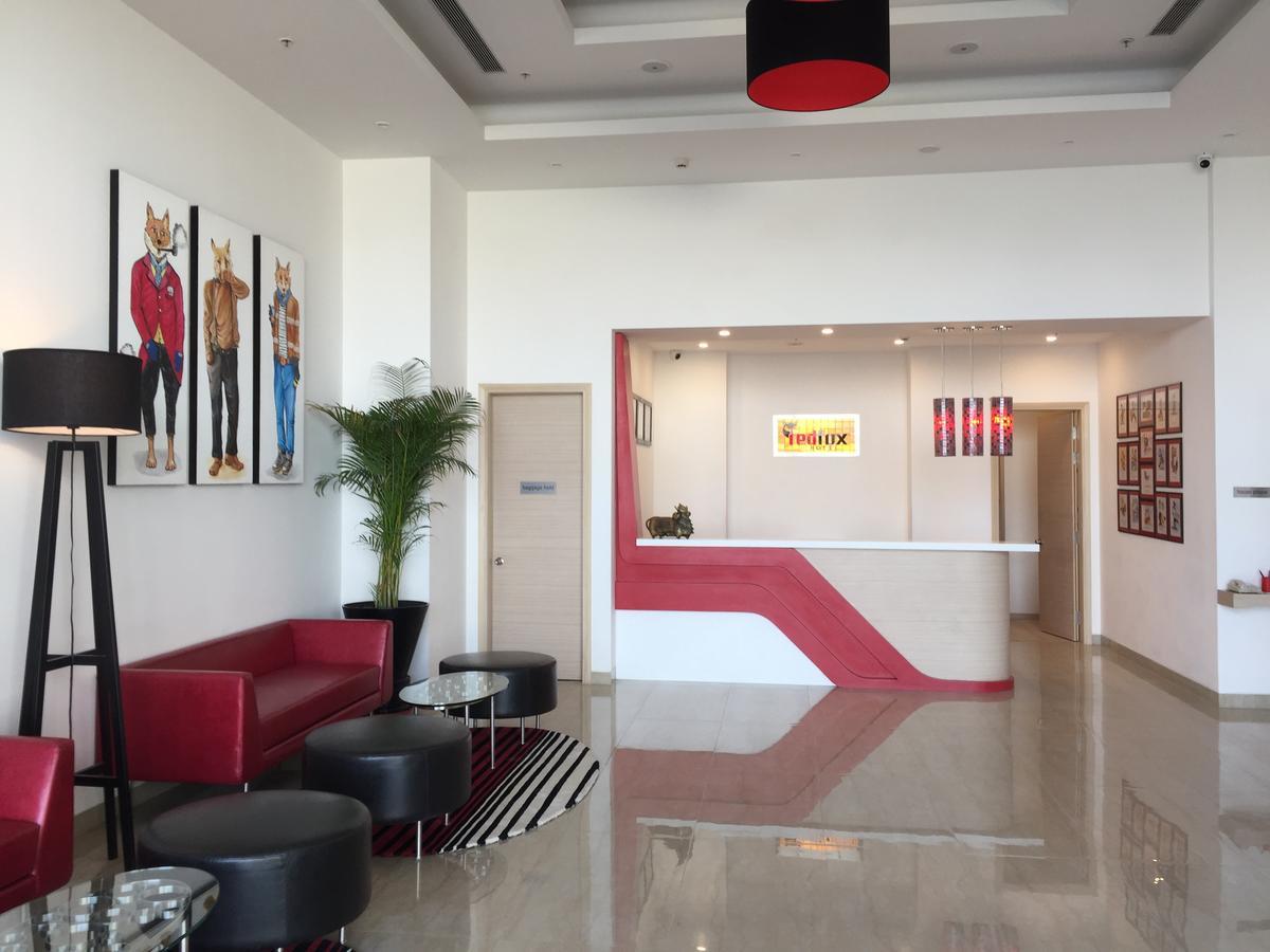 Red Fox By Lemon Tree Hotels, Sector 60, Gurugram Hotel 3*