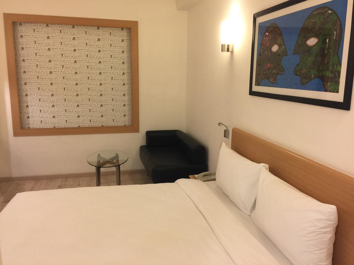 Red Fox By Lemon Tree Hotels, Sector 60, Gurugram Gurgaon