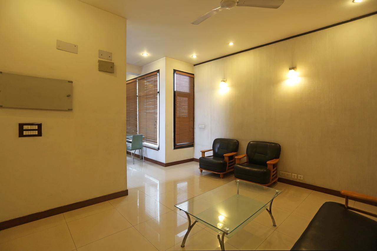 Hotel Oyo 5528 Dlf Phase 4
