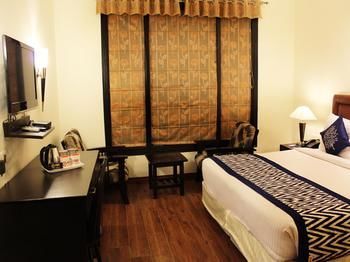 Oyo Premium Ambience Mall 2 Hotel Gurgaon