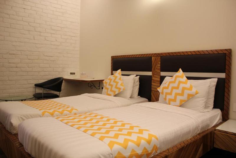 Fabhotel Daffodil Huda Center 3* Gurgaon