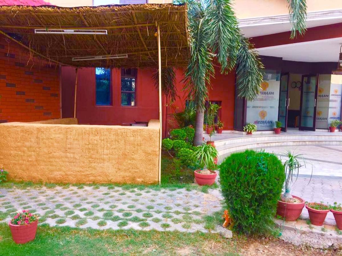 D's Mezbaan 2* Gurgaon
